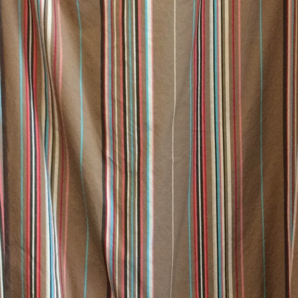 Ladies mid length skirt - Picture 2 of 6